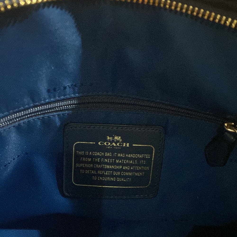 Handbag - Picture 5 of 6